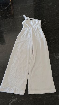 Unique Lichi White Jumpsuit Size XS – one shoulder, wide leg